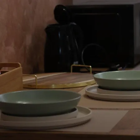 아파트 Airport Happy House Free Parking & Early Check-in