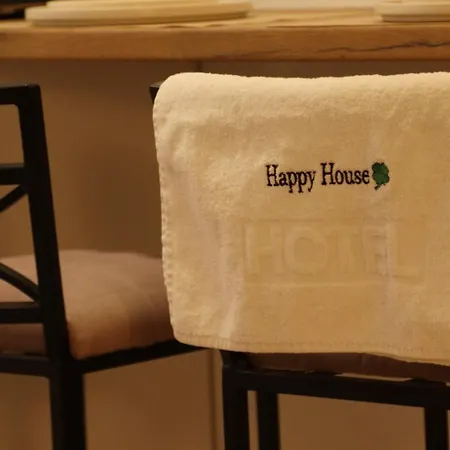 Airport Happy House Free Parking & Early Check-in