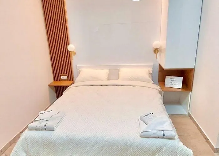 Airport Happy House Free Parking & Early Check-in 아파트